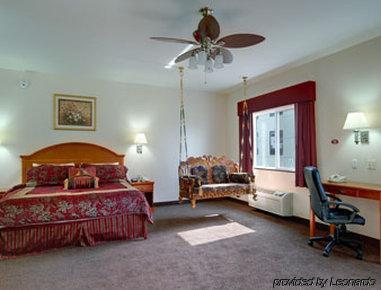 Hotel Super 8 By Wyndham Salina