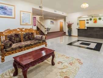 Super 8 By Wyndham Hotel